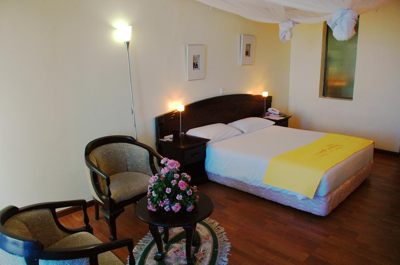 Giraffe Ocean View Hotel ดาร์เอสซาลาม ภายนอก รูปภาพ